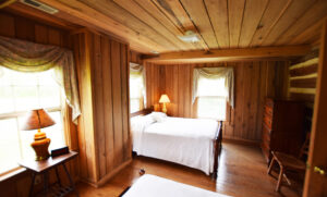 Bedroom 2 with 2 Queen Beds